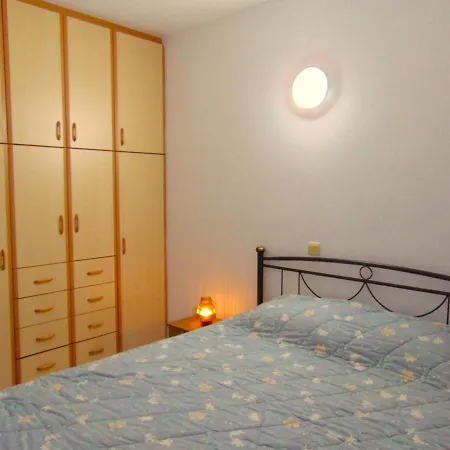 Marilena Apartment, Keremies *